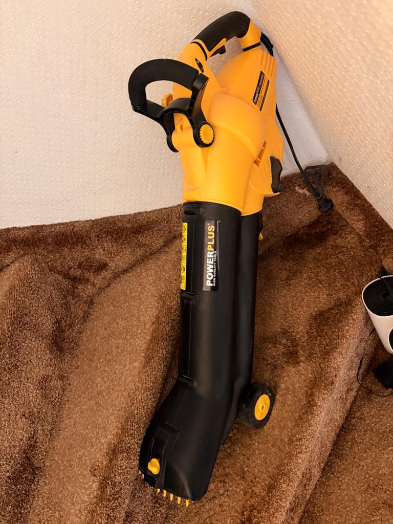Powerplus POWXG4037 Bladblazer/Bladzuiger, Tuin en Terras, Ophalen, Gebruikt, Handgedragen, Met versnipperfunctie