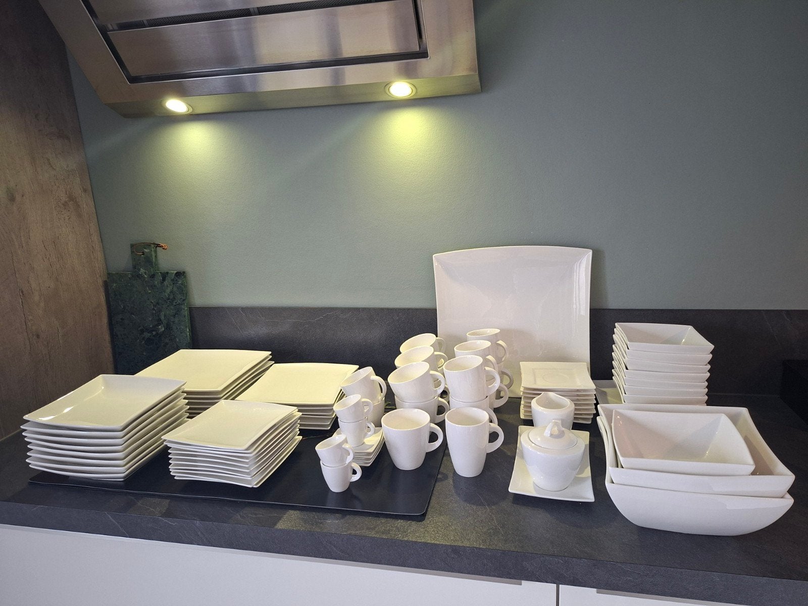 Uitgebreid Maxwell Williams Servies - White Basics, Ophalen, Zo goed als nieuw, Effen, Porselein