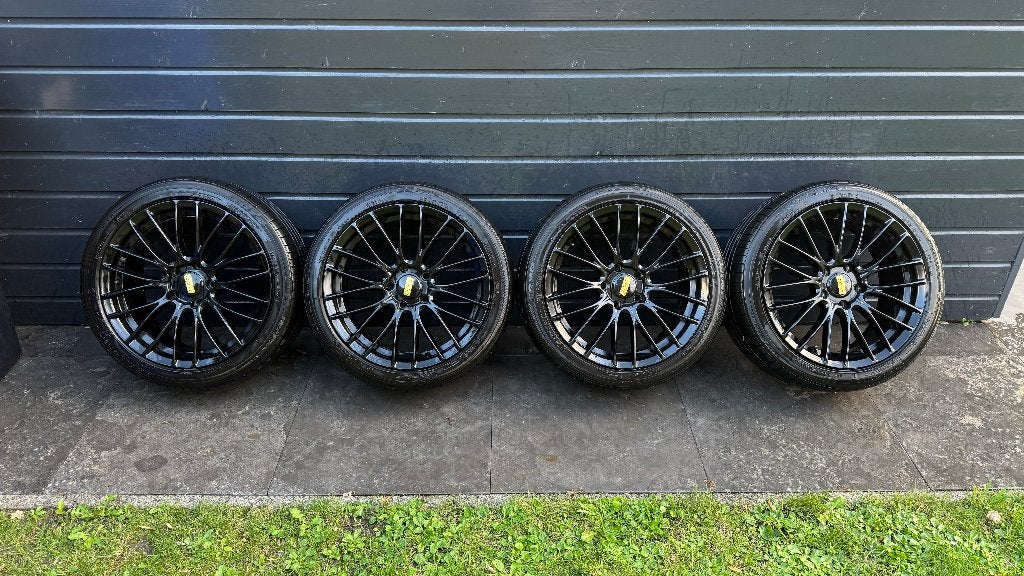 18 inch velgen 5x120 ET37 BMW 1 serie + Toyo 215/45R18, Ophalen
