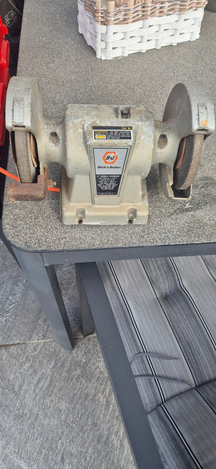 Black & Decker Werkbankslijpmachine - Gebruikt, Ophalen, Gebruikt, Werkbankslijpmachine