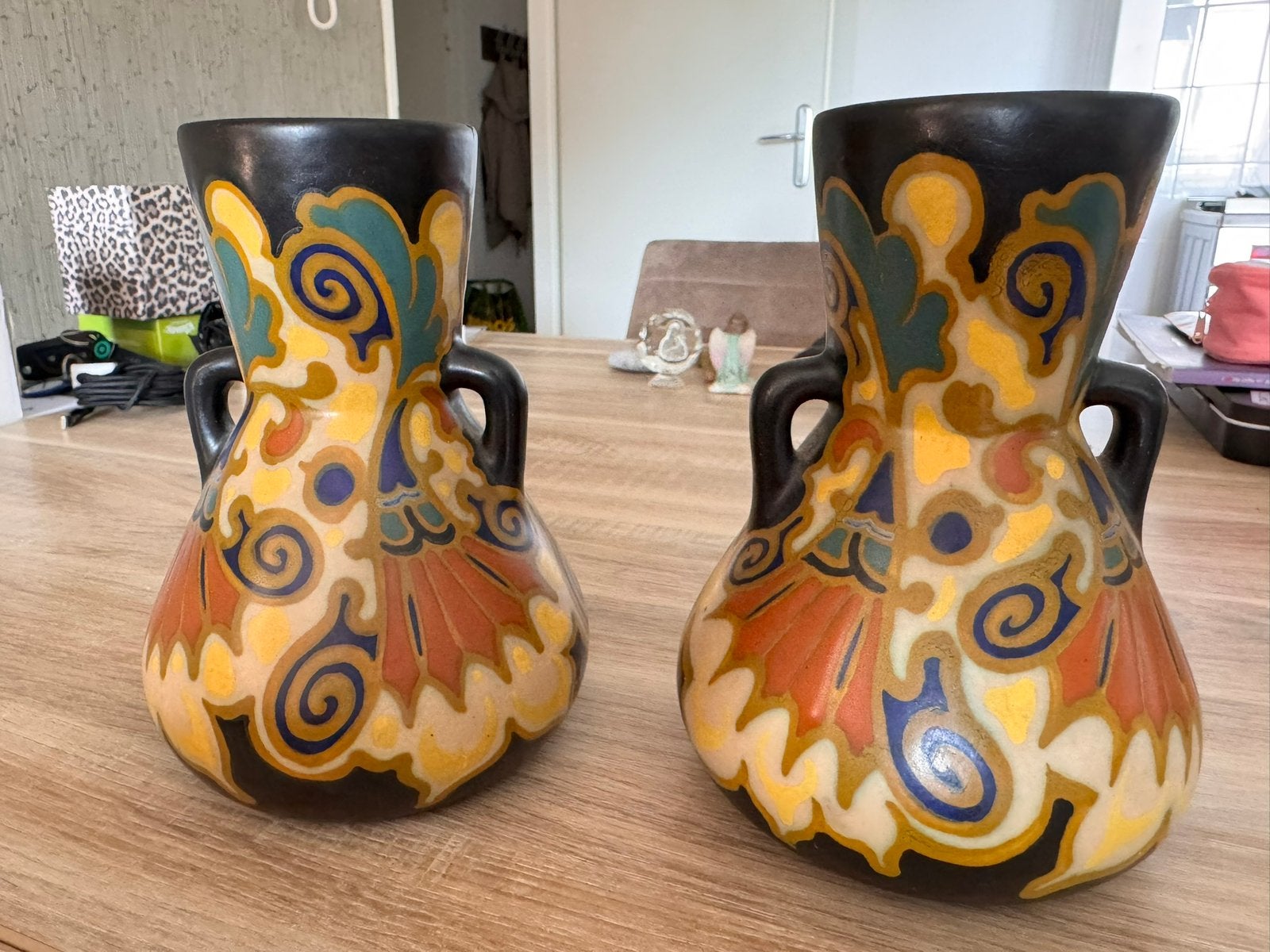Regina Darla vaasjes, Ophalen