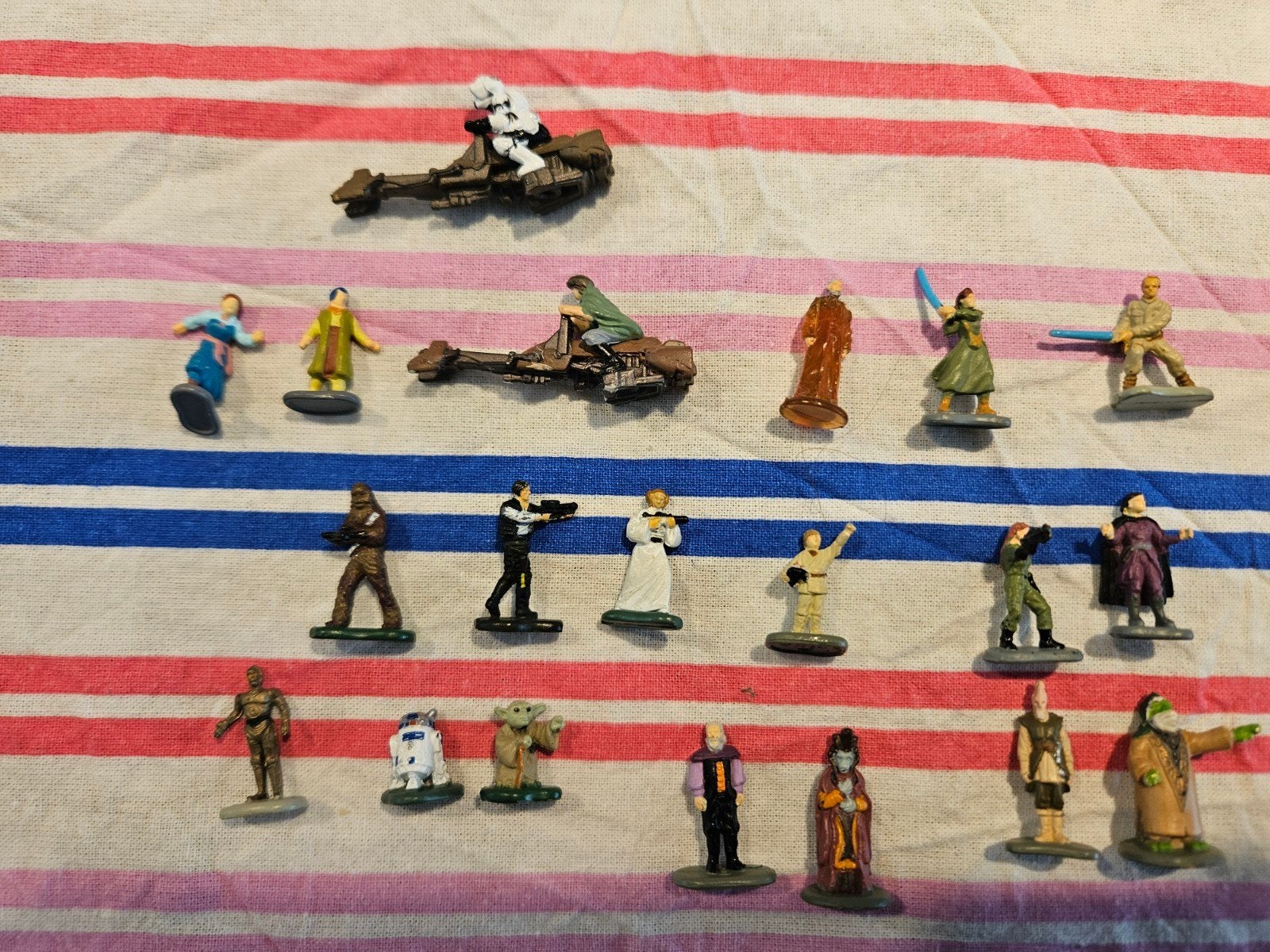 Star Wars figuren micromachines -  20+miniaturen, Ophalen of Verzenden, Gebruikt, Actiefiguurtje