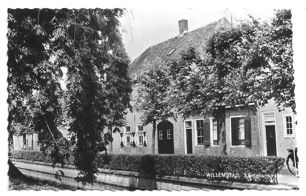 AK Willemstad - Landpoortstraat., Verzenden, 1960 tot 1980, Ongelopen, Noord-Brabant