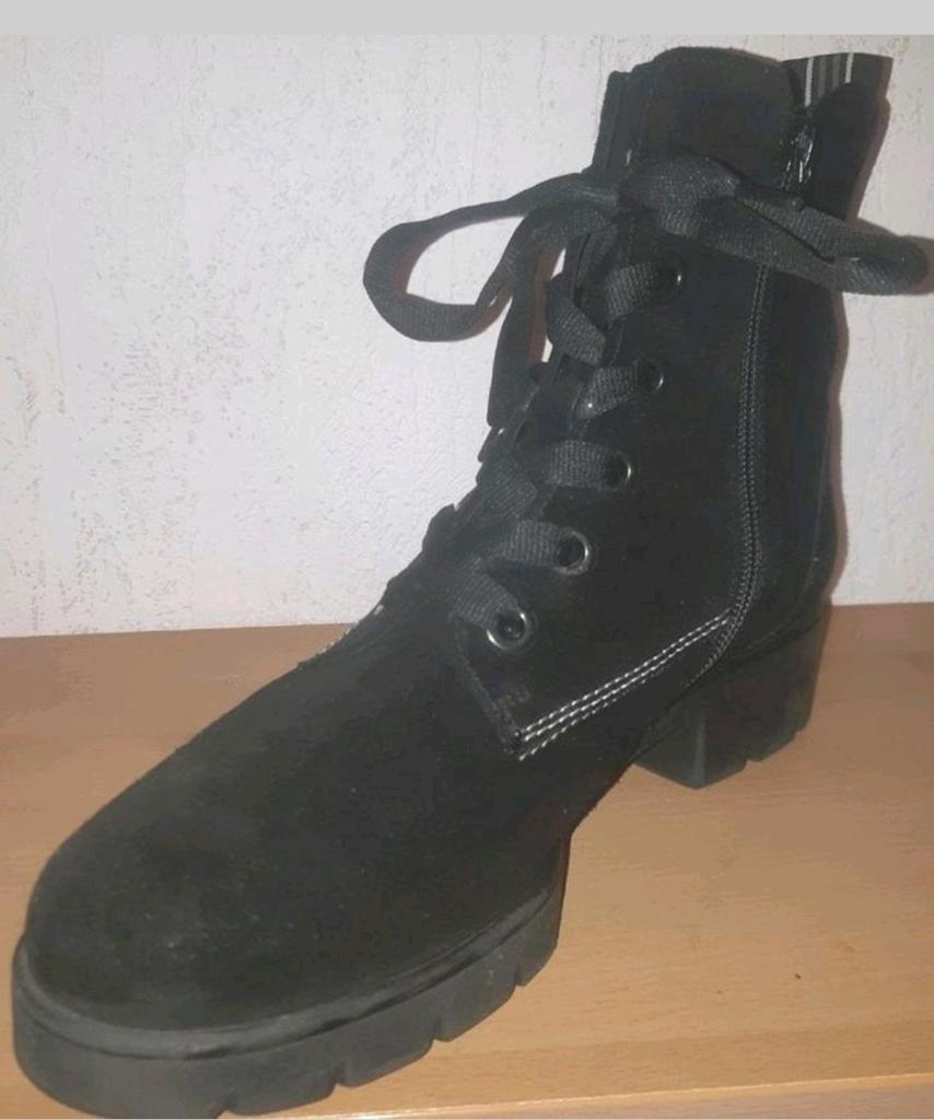 GABOR suède leren booties. NIEUWSTAAT. Maat 41, Kleding | Dames, Schoenen, Zwart, Lage of Enkellaarzen, Gabor, Ophalen of Verzenden