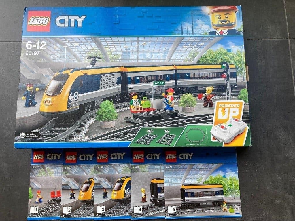 LEGO City Trein 60197 (Compleet), City, Lego, Ophalen of Verzenden, Zo goed als nieuw