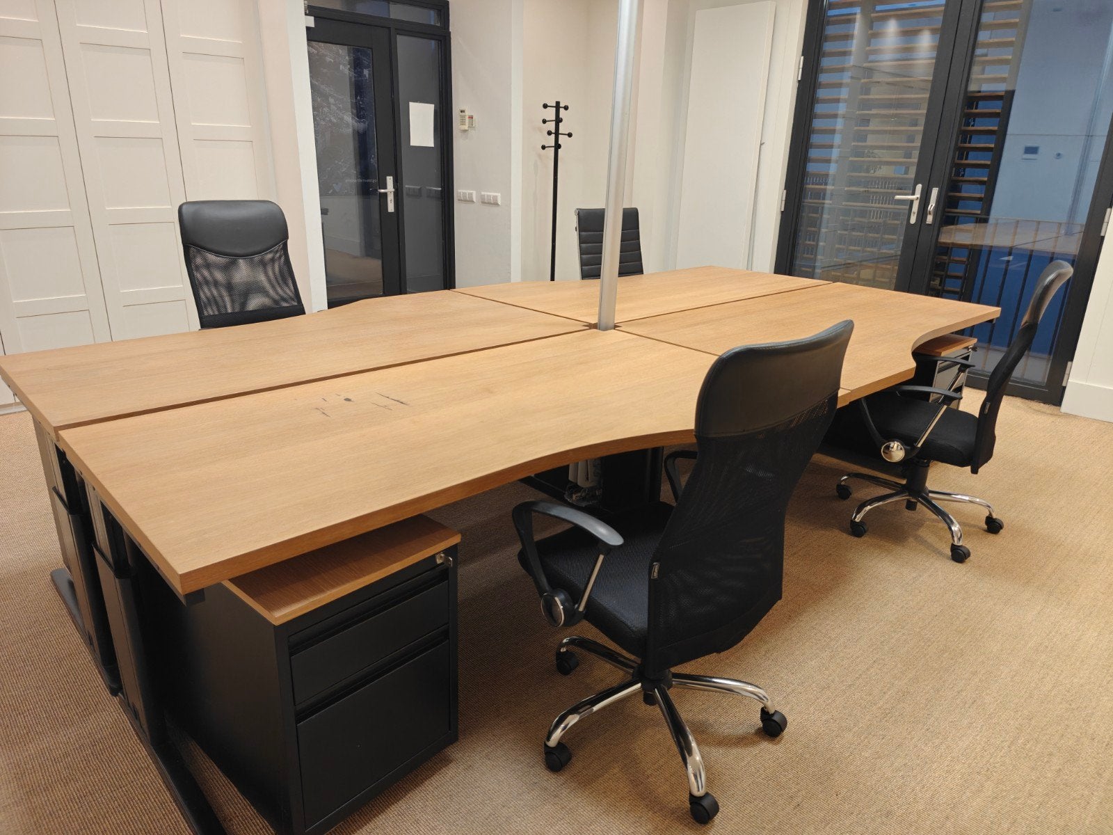 Kantoor meubels: bureau's en bureau stoelen, Ophalen of Verzenden, Gebruikt, Computerbureau