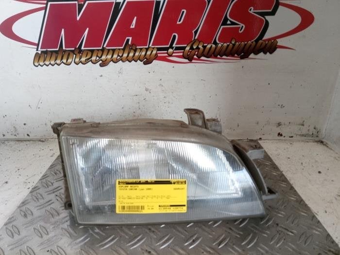 Koplamp rechts van een Toyota Carina, Gebruikt, -, -, Ophalen of Verzenden