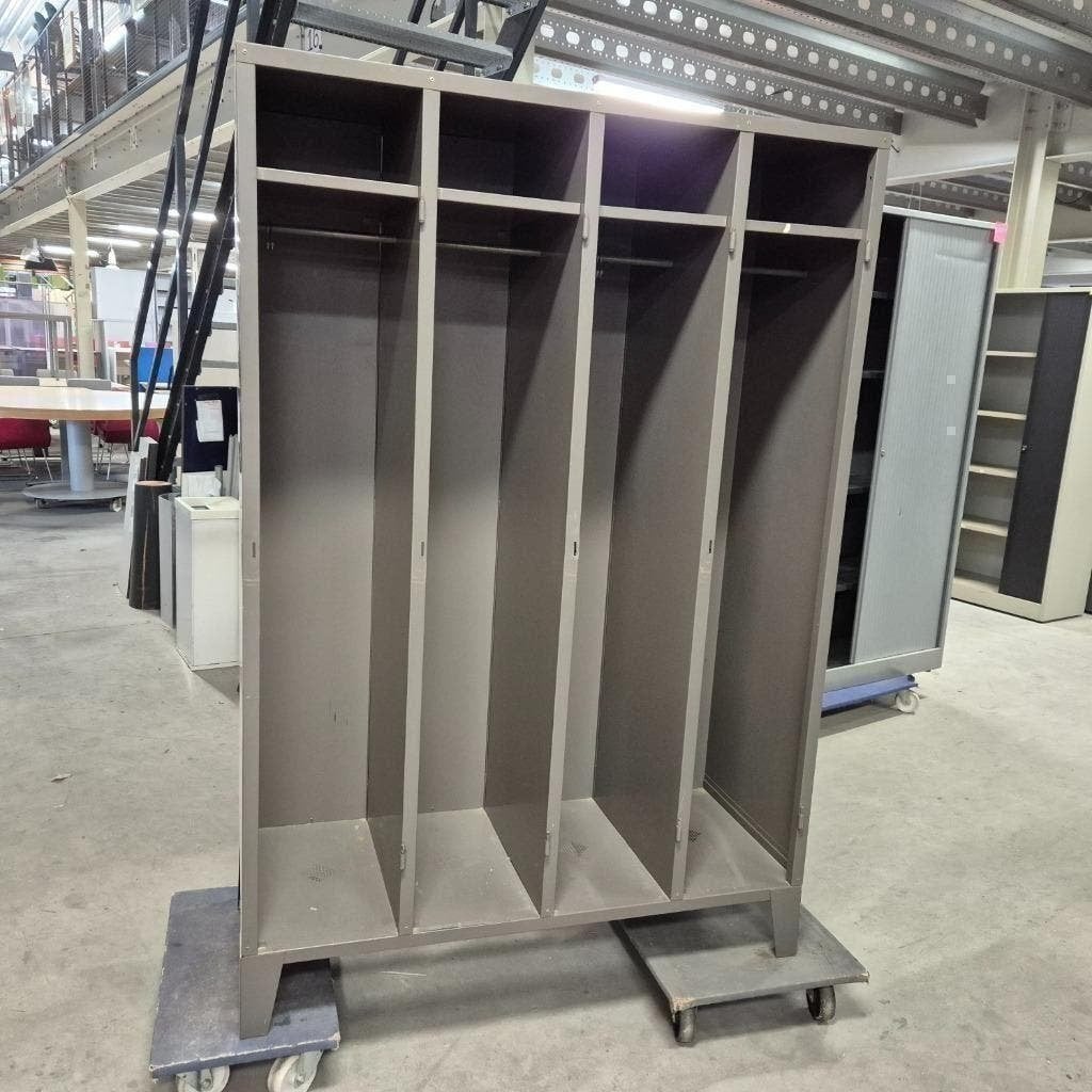 metalen garderobekast kledingkast locker lockerkast 180x123, Ophalen, Gebruikt, 25 tot 50 cm