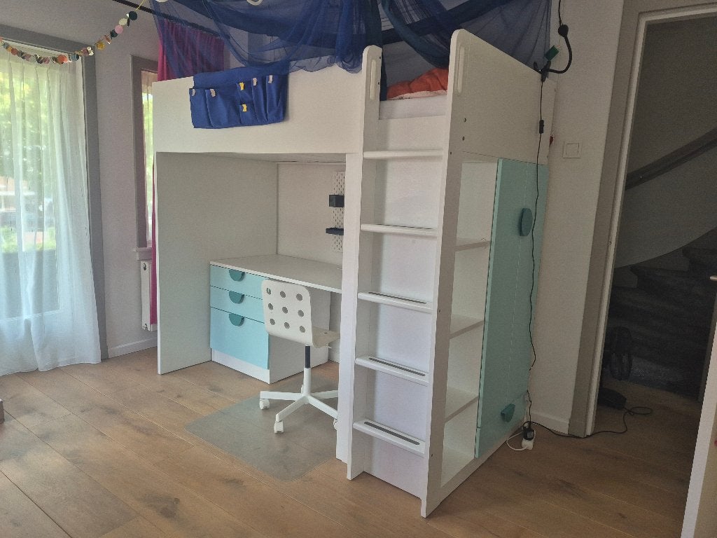 Hoogslaper met bureau en kast, Ophalen, Zo goed als nieuw, Hoogslaper
