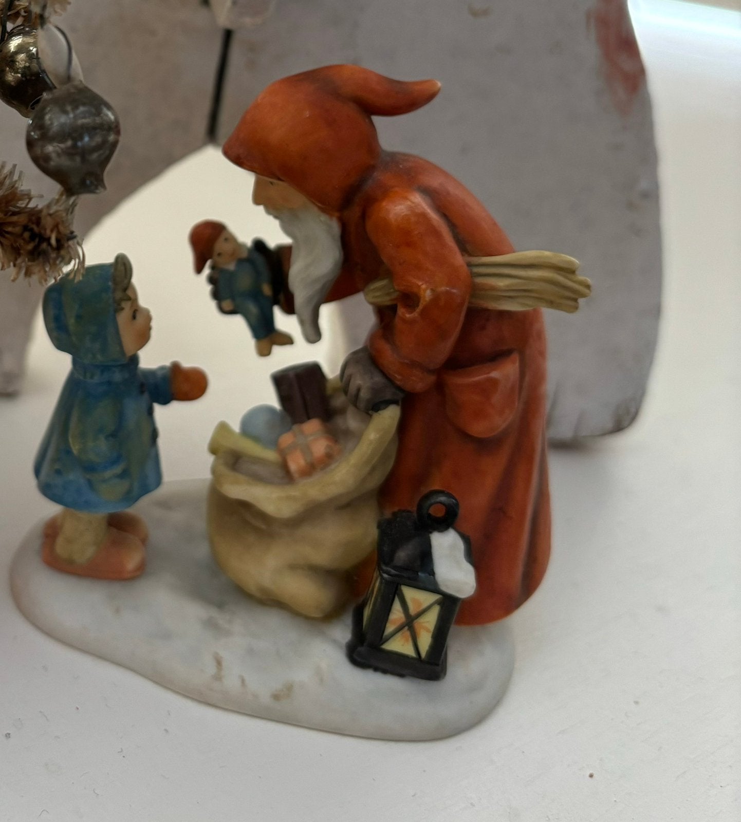 Kerstman Hummel beeldje (Goebel), Ophalen of Verzenden, Zo goed als nieuw, Hummel