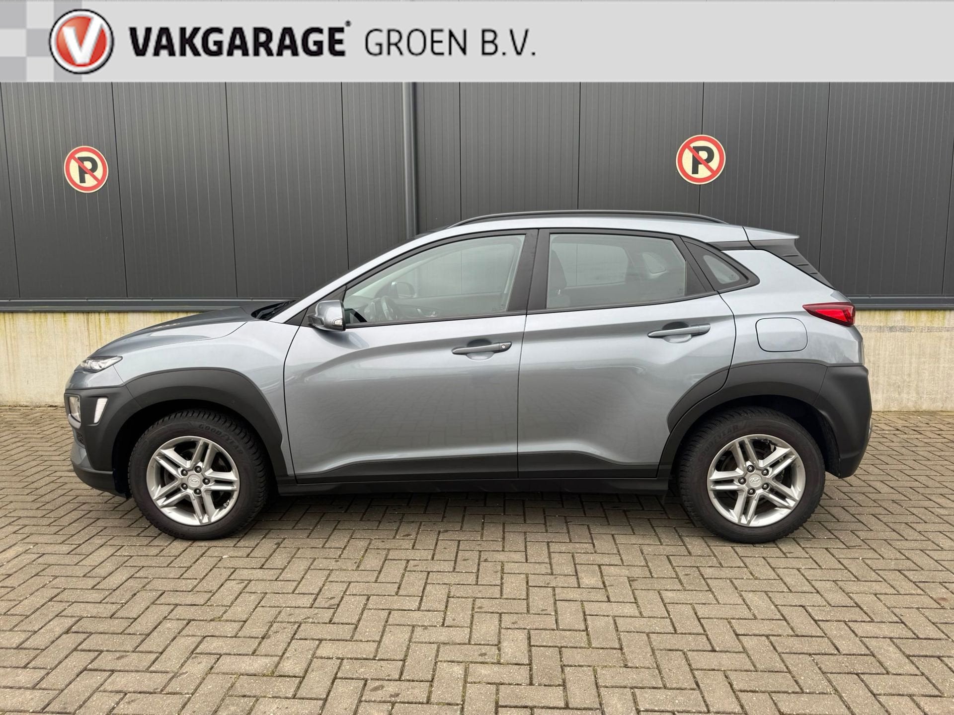 Hyundai KONA 1.0 T-GDI i-Drive / clima / cruise / camera / s, Voorwielaandrijving, Stof, Gebruikt, Handgeschakeld