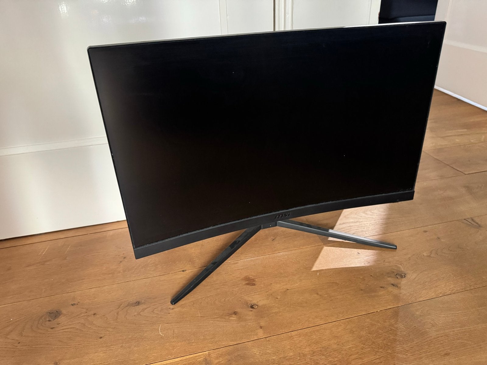 MSI Optix G24C Curved Gaming Monitor - Full HD, Computers en Software, Monitoren, 101 t/m 150 Hz, Curved, VA, Full HD