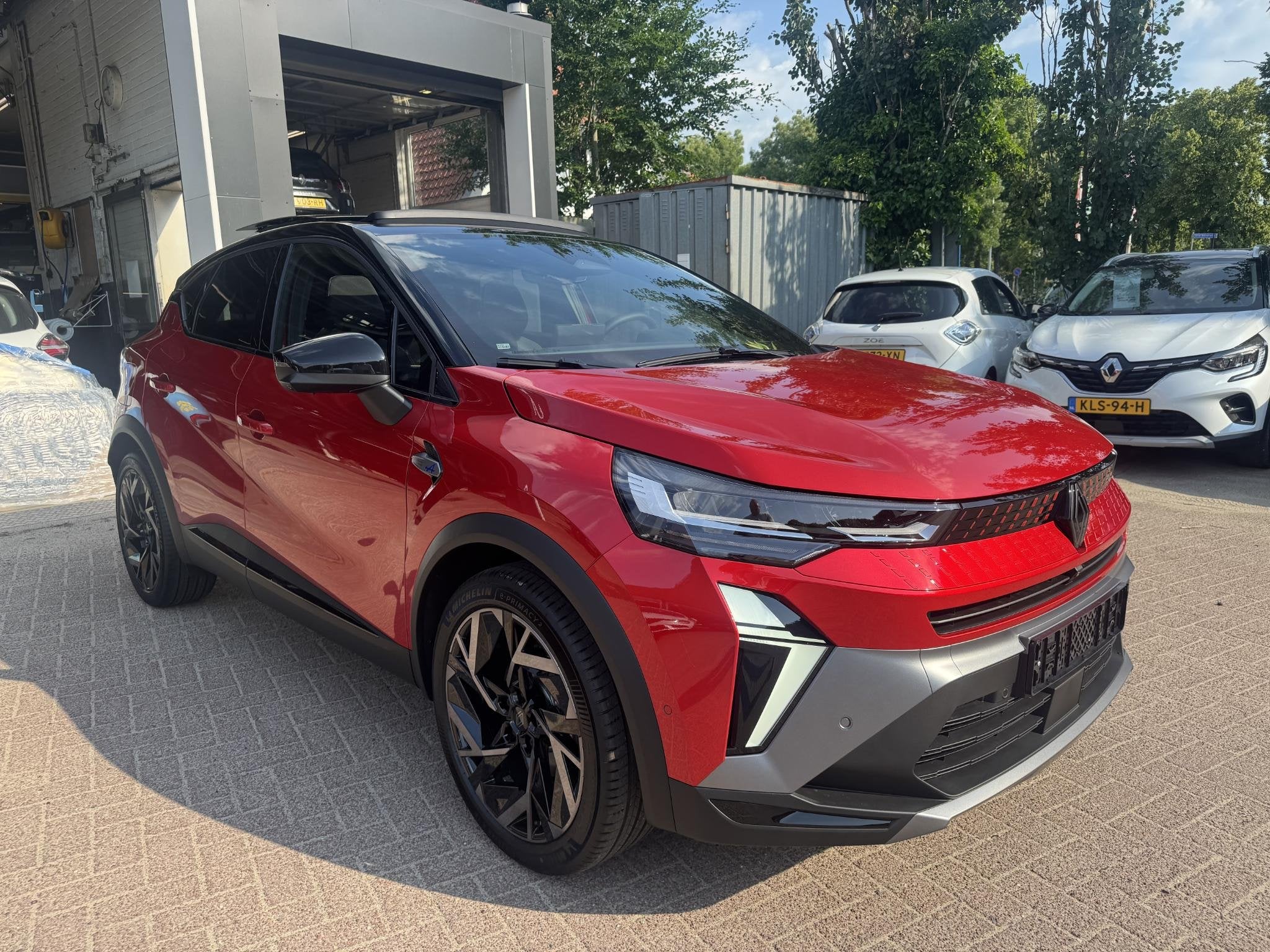 Renault Captur 1.8 E-Tech 160 esprit Alpine+Pack Privilege&L, Auto's, 4 cilinders, 23 km/l, Bedrijf, Hybride Elektrisch/Benzine
