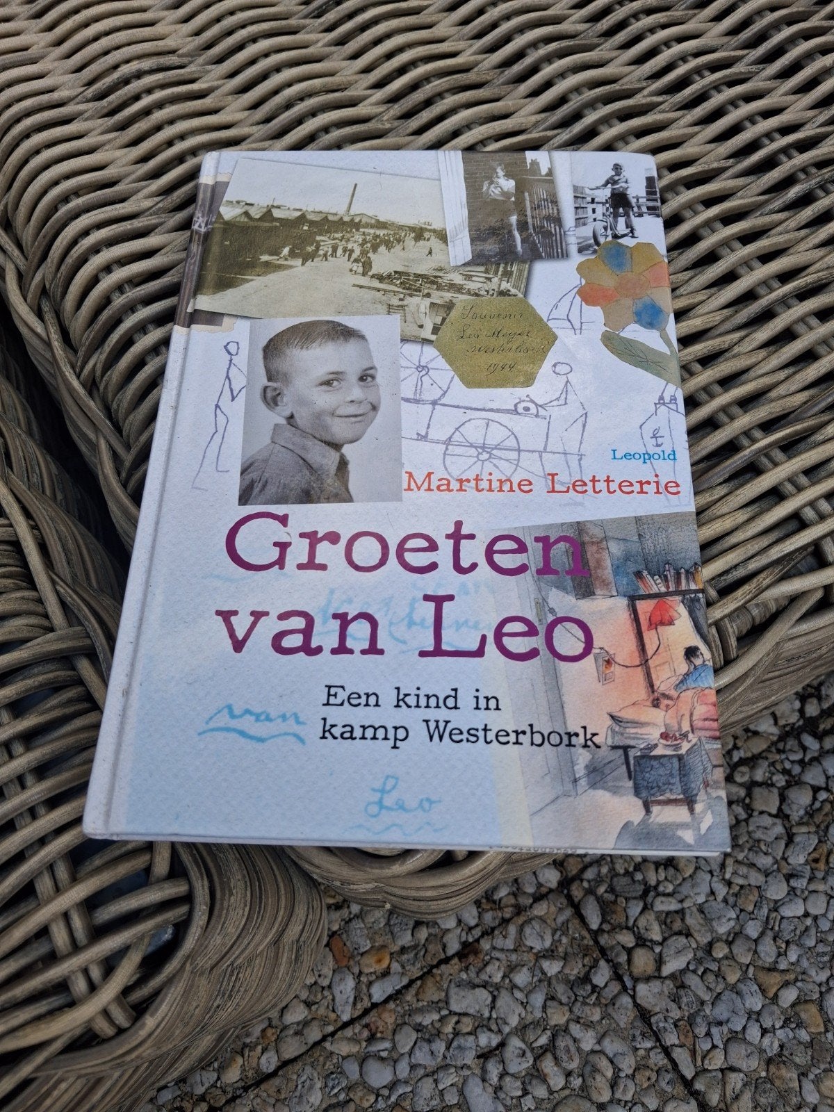 Groeten van Leo: Een kind in kamp Westerbork, Boeken, Ophalen of Verzenden, Zo goed als nieuw