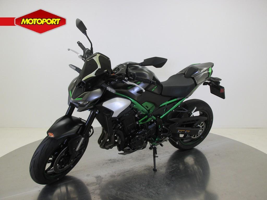 Kawasaki Z900 35KW (bj 2025), Motoren, Motoren | Kawasaki, Bedrijf, Info@kawasaki.nl, Jacobus Spijkerdreef 1-3
2132 PZ  Hoofddorp, NL