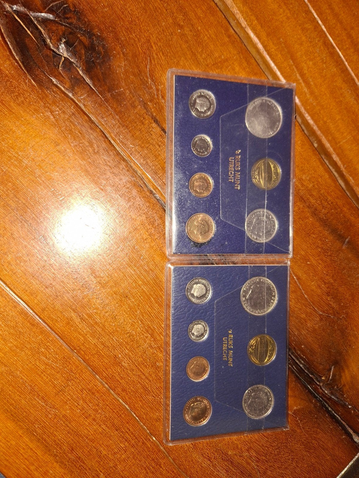 Muntset Nederland 1979 en 1980 Juliana 's Rijks Munt Utrecht, Ophalen, Koningin Juliana, 2½ gulden, Setje
