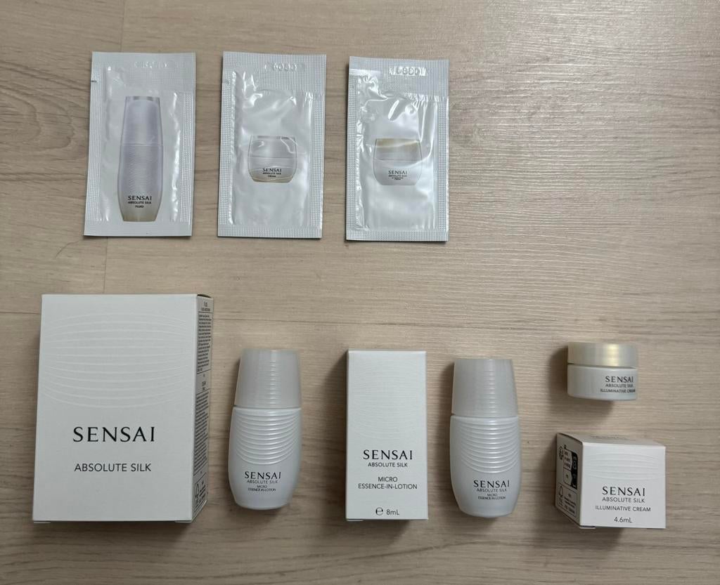Sensai absolute silk illuminative cream, fluid en lotion, Verzenden, Nieuw, Gehele gezicht, Verzorging