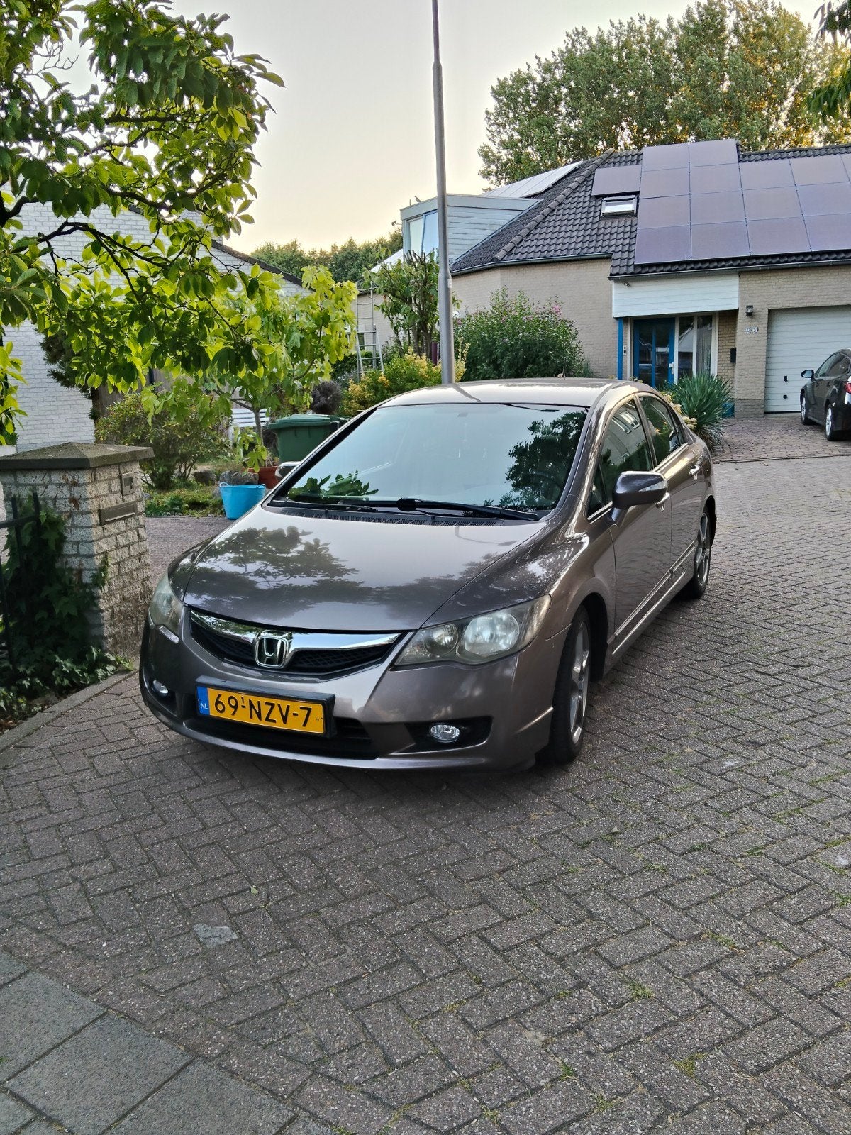 Honda Civic 1.3 Vtec Hybrid 4DR C-tr. 2011 Grijs, Auto's, Honda, Origineel Nederlands, 22 km/l, Sedan, 1339 cc