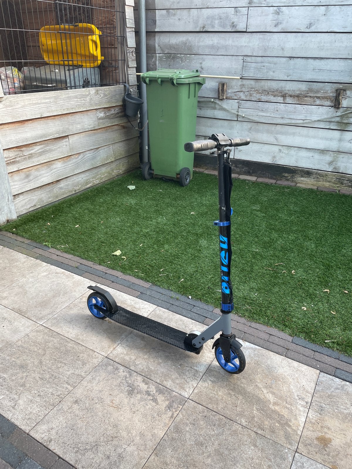 Stuntstep met draagriem - crivit, Ophalen, Gebruikt, Gewone step