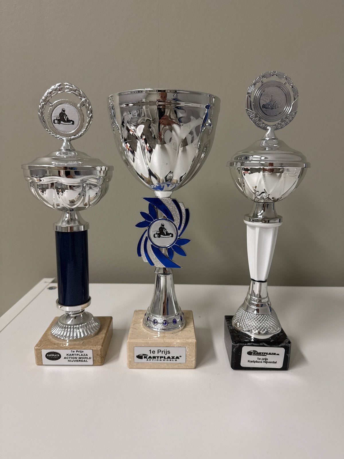 Set van 3 Kartplaza Trofeeën - 1e Prijs, Ophalen of Verzenden, Zo goed als nieuw
