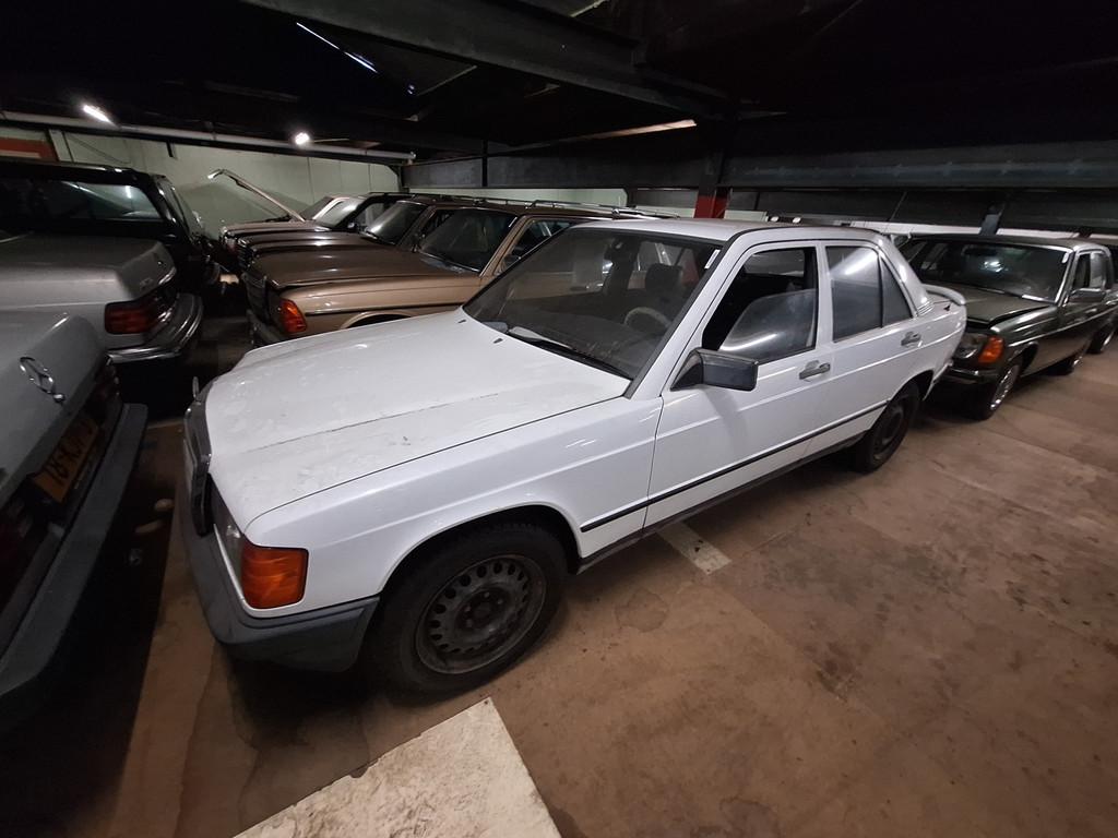 Mercedes-Benz 190D (bj 1986), Auto's, Mercedes-Benz, Achterwielaandrijving, Gebruikt, 4 cilinders, Sedan