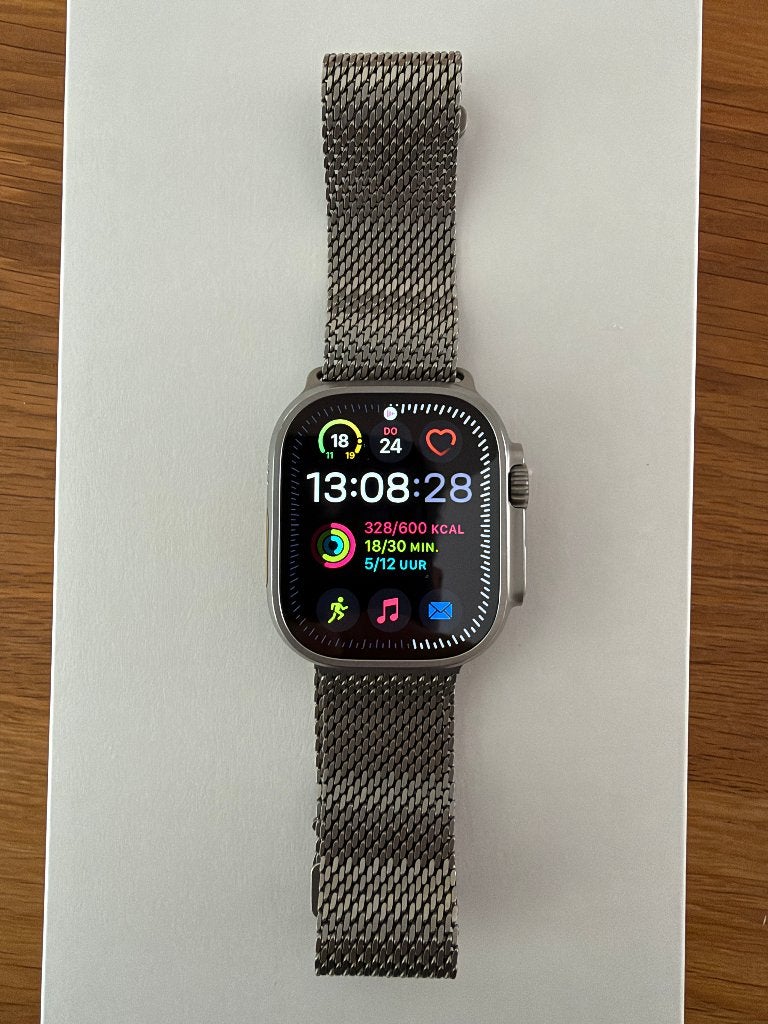 Apple Watch Ultra 3 – Titanium – Milanees bandje maat L, Apple Watch ⌚️, IOS, Ophalen of Verzenden, Zo goed als nieuw