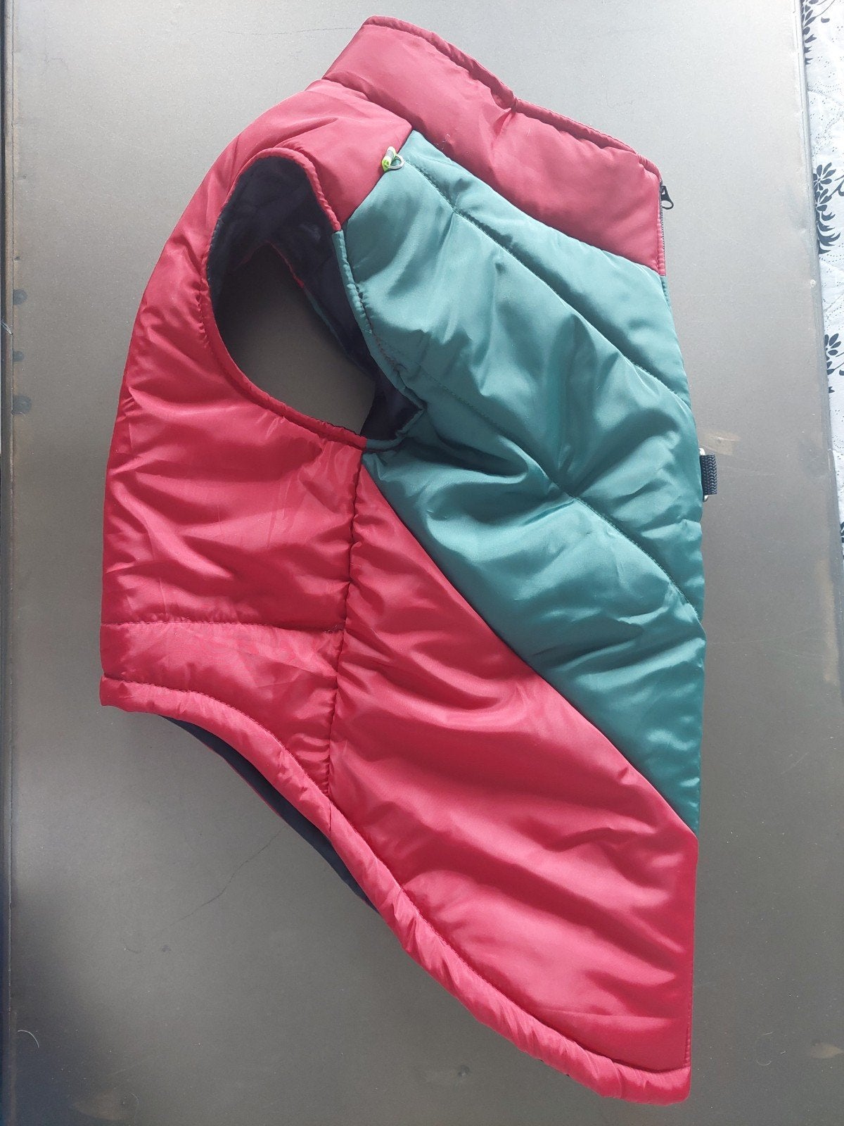Hondenjas voor grote hond, groen met rood,, Ophalen of Verzenden, Zo goed als nieuw, Hondenjas