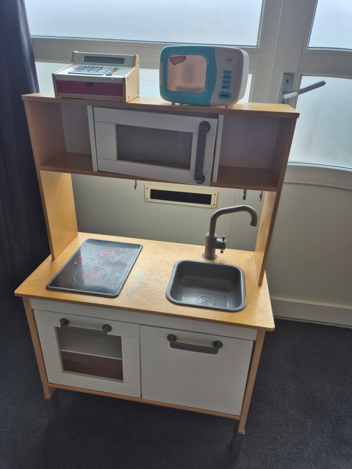 ikea speelkeukentje met assecoires, Ophalen, Hout, Speelkeuken