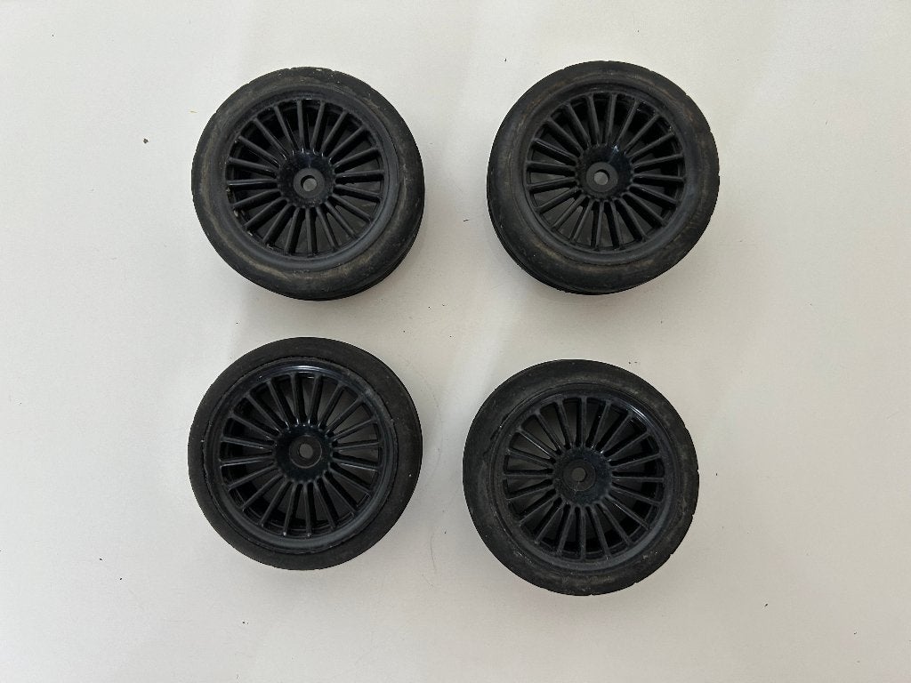 4x Tamiya banden met velg 1/10 rc auto, Ophalen of Verzenden, Gebruikt, Onderdeel