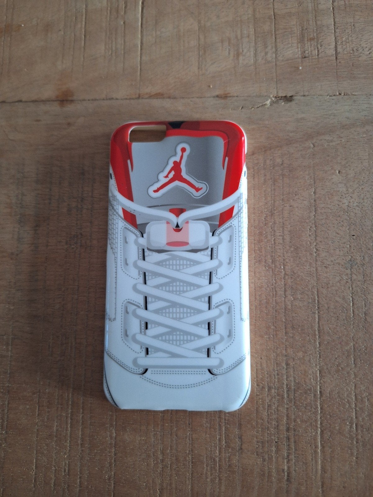 iPhone hoesje Jordan sneaker design, Telecommunicatie, Mobiele telefoons | Hoesjes en Frontjes | Apple iPhone, Zo goed als nieuw