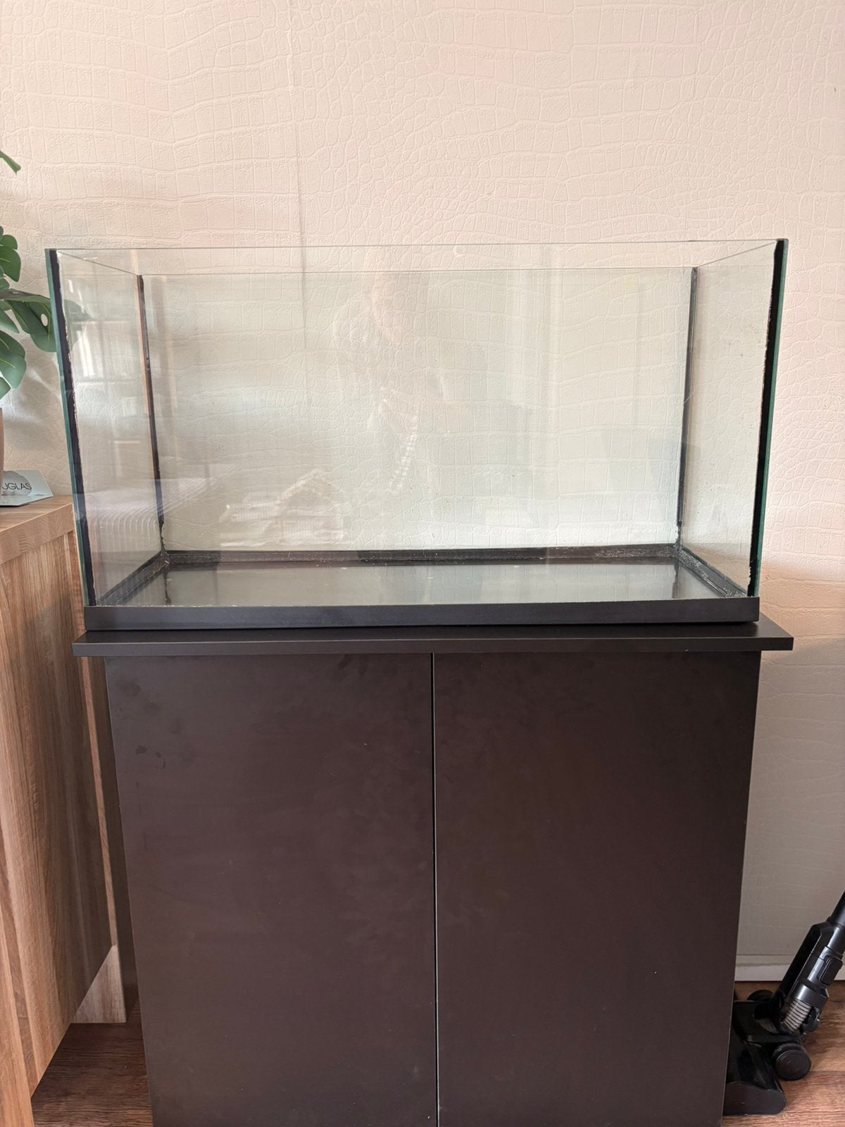 Aquarium met kast, Ophalen, Zo goed als nieuw, Leeg aquarium
