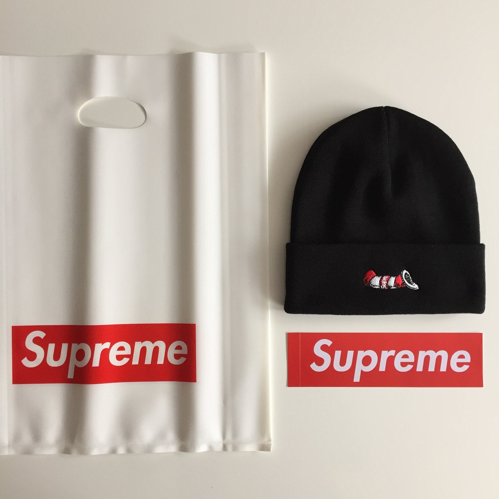Zwarte supreme cat in the hat beanie mutsje uit 18FW, Kleding | Heren, Mutsen, Sjaals en Handschoenen, Ophalen of Verzenden, Nieuw