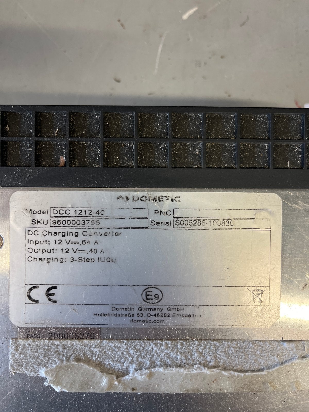 Dometic DCC 1212-40 DC Laadomvormer, Ophalen of Verzenden, Gebruikt