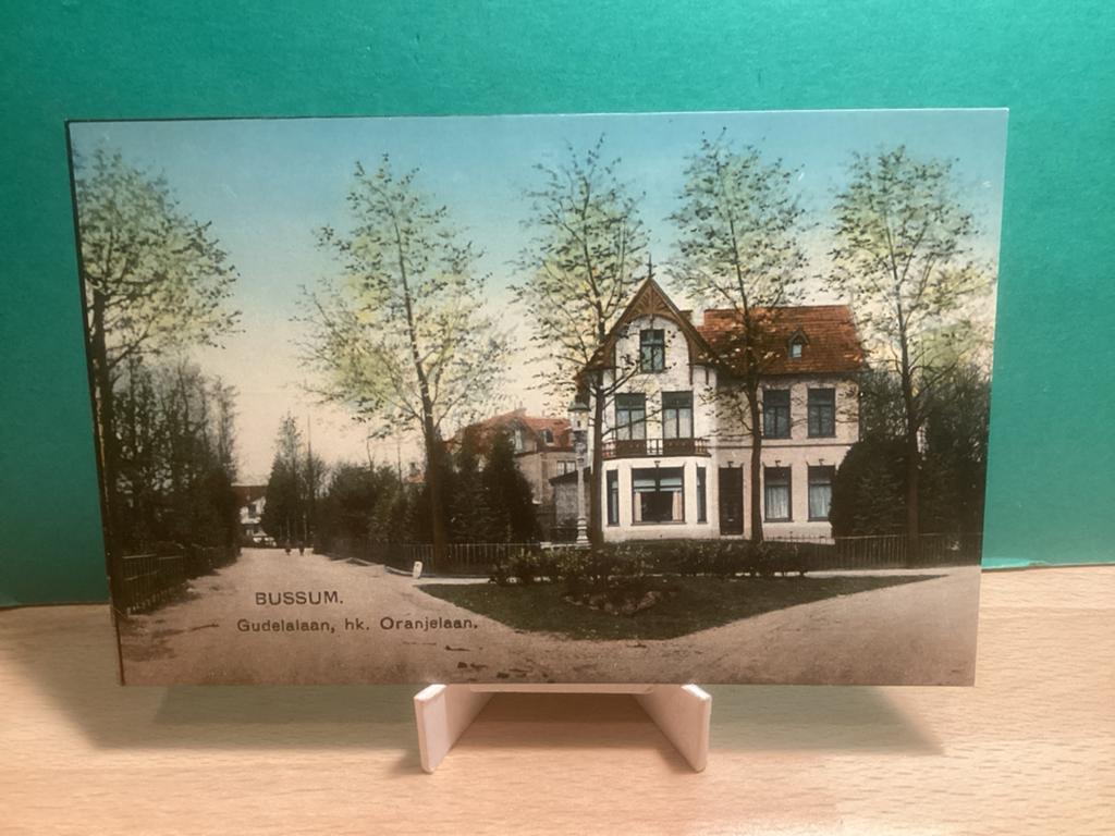 Bussum.  Gudelalaan  oranjelaan.    118, Verzamelen, Ansichtkaarten | Nederland, Ophalen of Verzenden