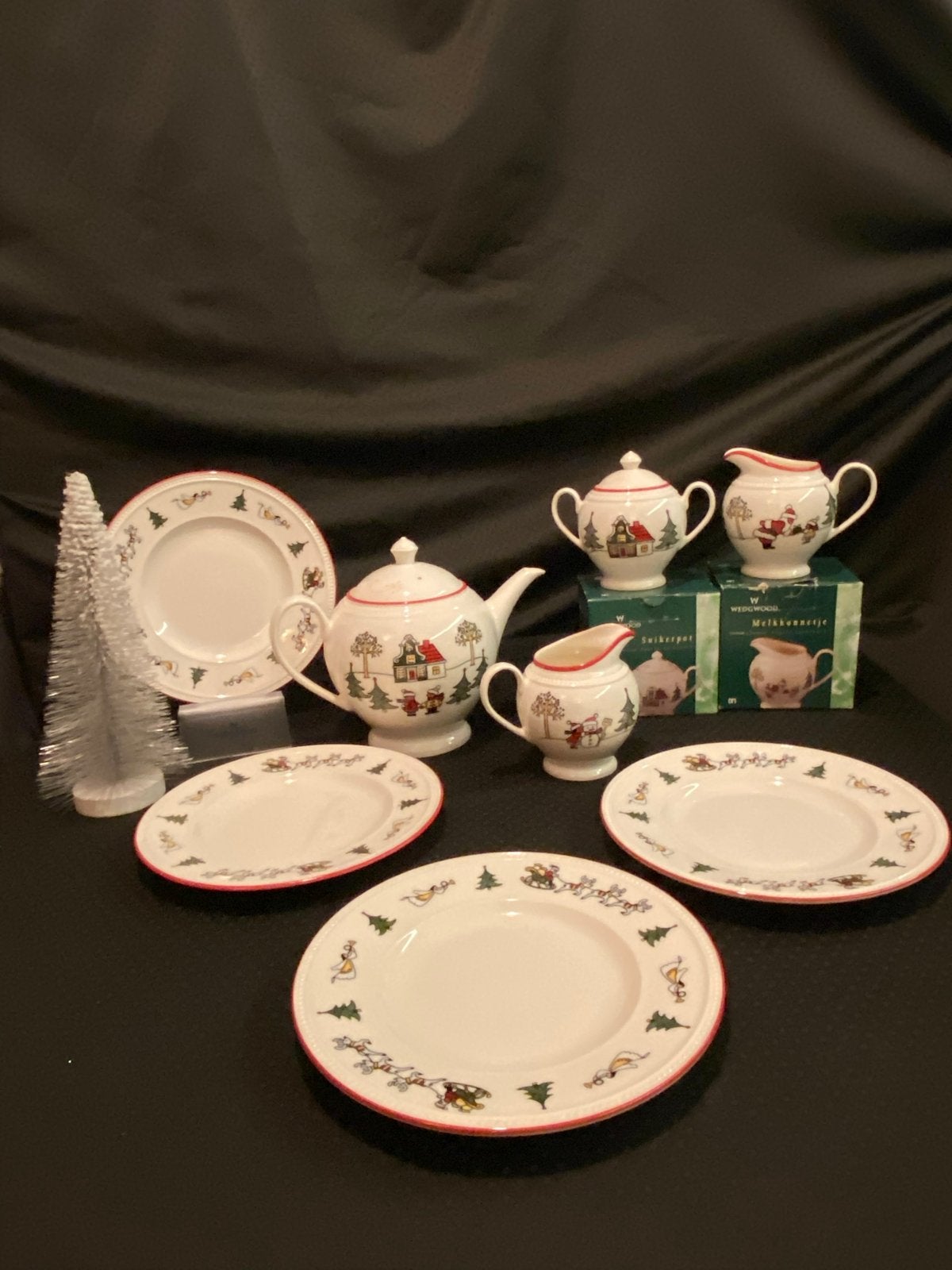 Wedgwood Windsor Christmas Servies, Klassiek, Overige typen, Ophalen of Verzenden, Zo goed als nieuw