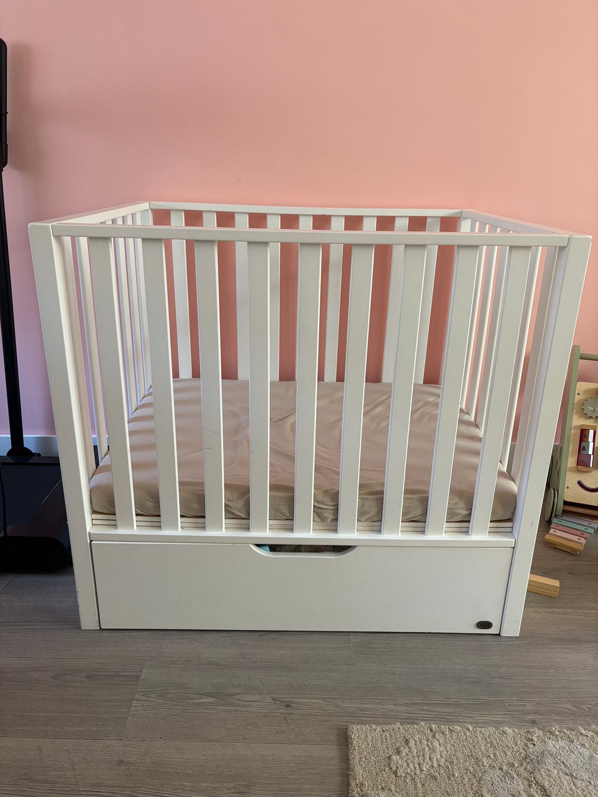 Witte babybox met grote la, Kinderen en Baby's, Ophalen, Zo goed als nieuw, In hoogte verstelbaar