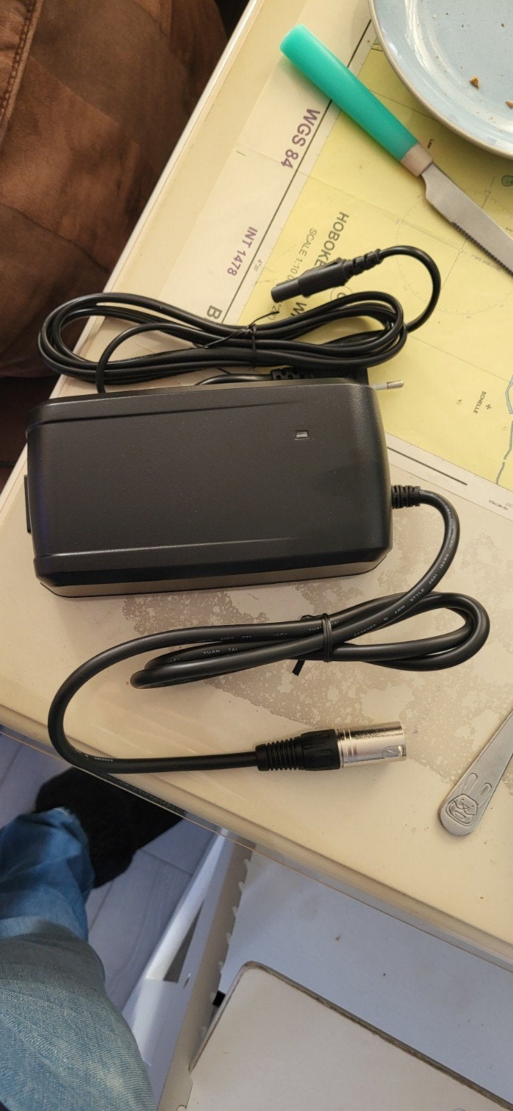 Giant GLI180A E-bike Oplader 41.8V 4A, Ophalen of Verzenden, Nieuw
