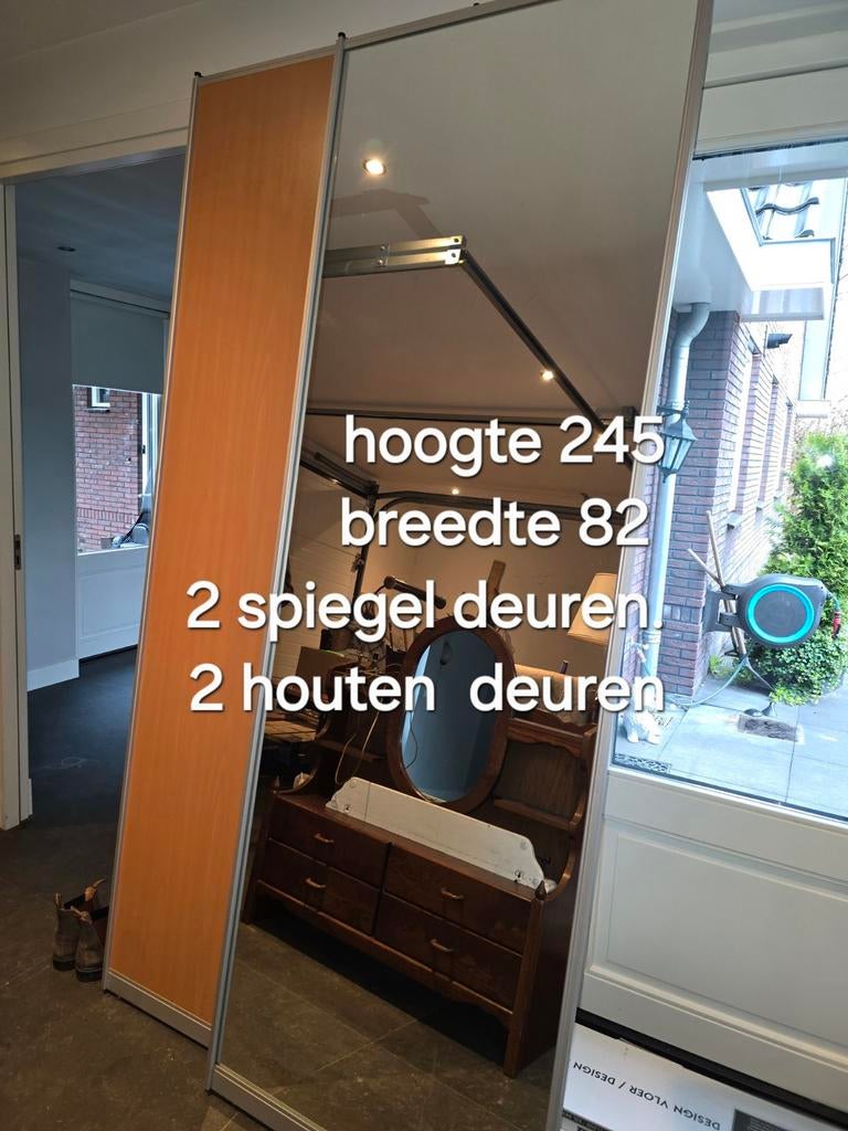 Kastdeuren: 2 spiegeldeuren en 2 houten deuren (245x82cm), Huis en Inrichting, Kasten | Kledingkasten, Gebruikt, Minder dan 25 cm