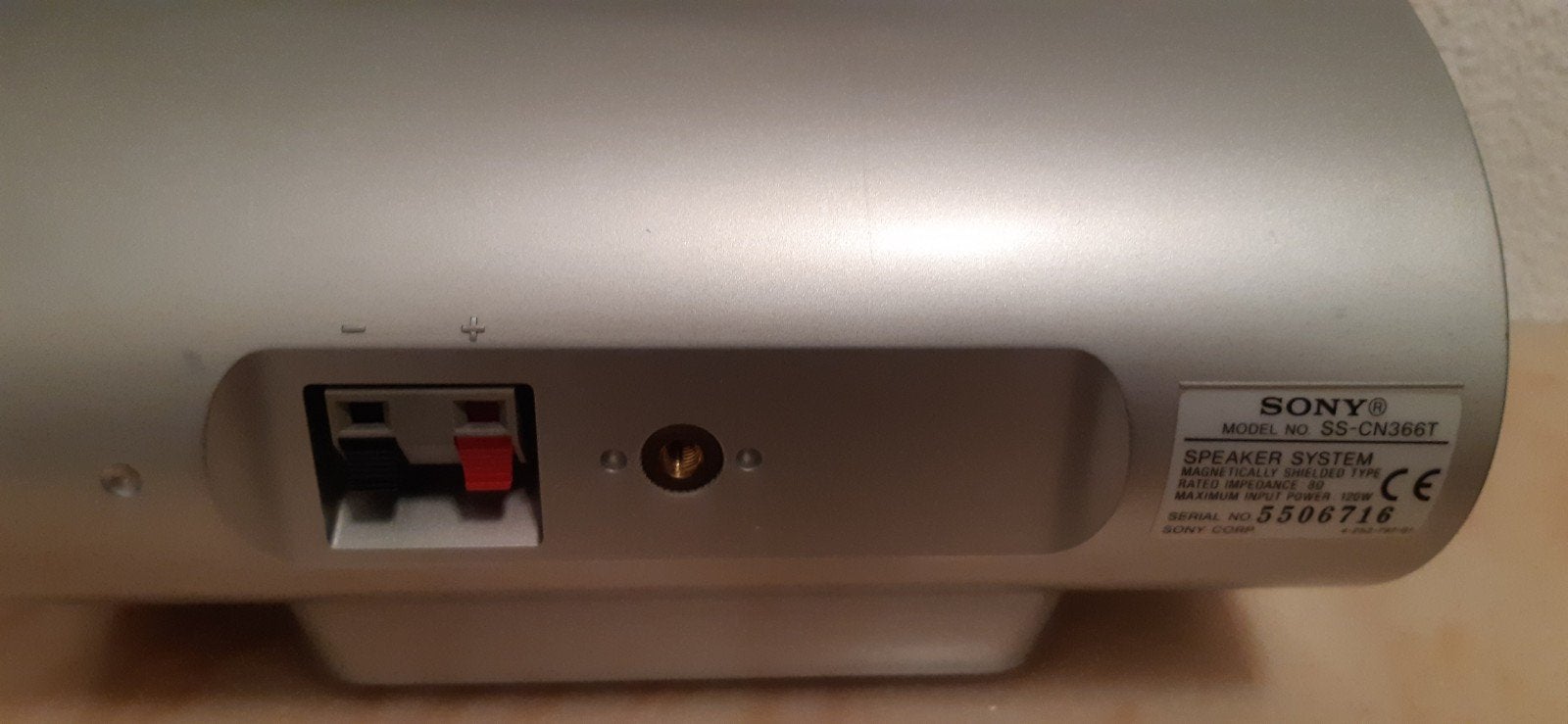 Sony front speaker, Ophalen of Verzenden, Zo goed als nieuw, Minder dan 50 cm