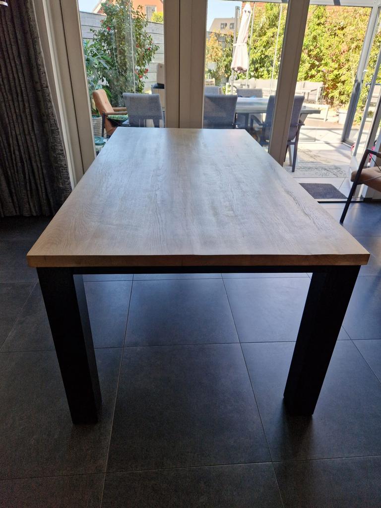 Massief eiken houten tafel, Huis en Inrichting, Tafels | Eettafels, Ophalen, Gebruikt, Eikenhout, 200 cm of meer