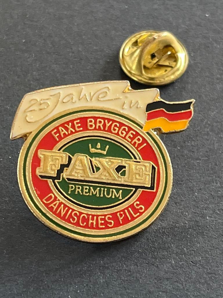Bierpin Faxe Bryggeri - 25 Jaar Jubileum, Verzamelen, Speldjes, Pins en Buttons, Gebruikt, Transport, Ophalen of Verzenden, Faxe