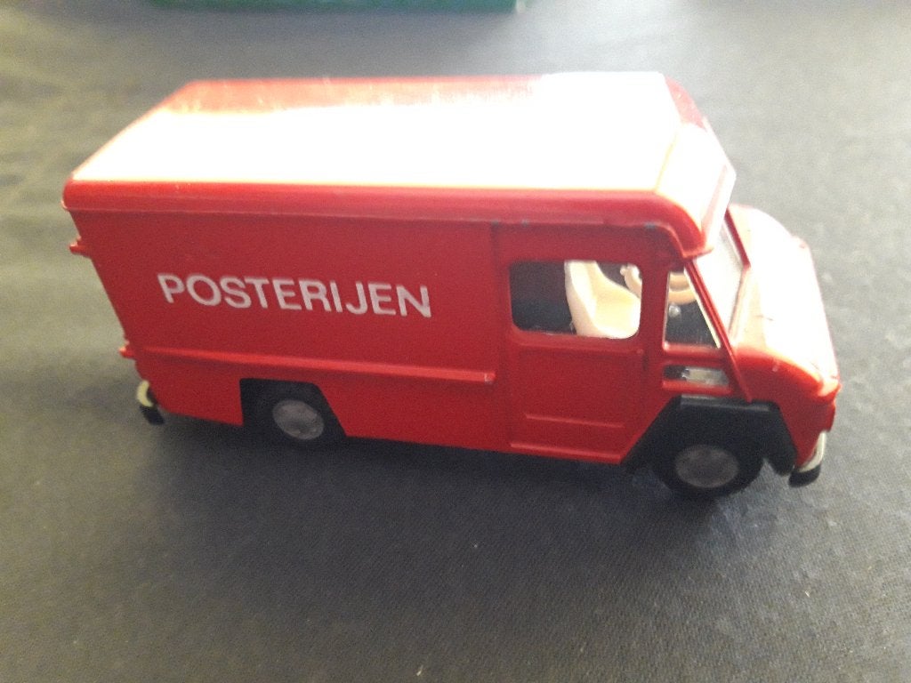 Commer Posterijen – Lion Car No 49, Hobby en Vrije tijd, Modelauto's | 1:43, Ophalen of Verzenden, Zo goed als nieuw, Bus of Vrachtwagen