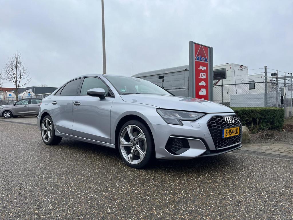 Audi A3 Limousine 35 TDI edition one | Adaptive Cruise Contr, Gebruikt, 4 cilinders, 150 pk, Bedrijf
