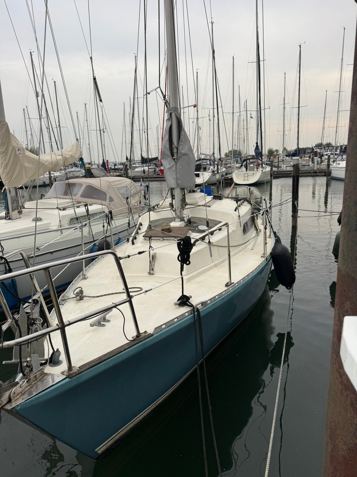 Zeilboot 8,5 meter – mooie boot met goede romp en zeilen, Ophalen, Zo goed als nieuw, Motor en Techniek, Motorboot