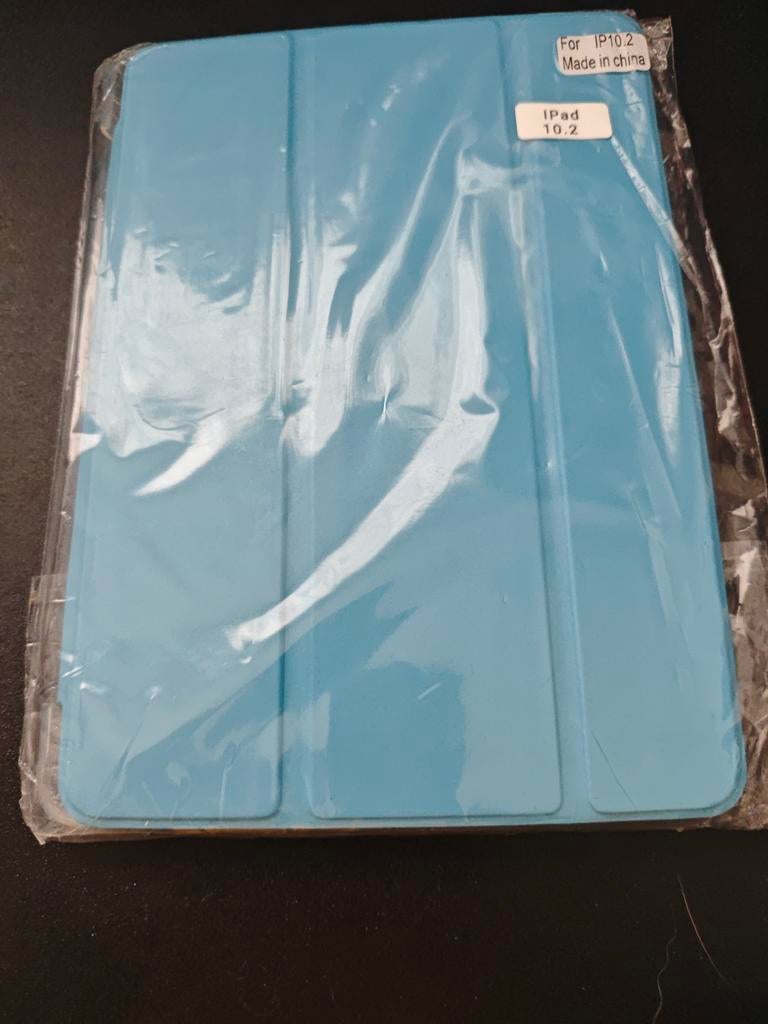 Nieuwe iPad 10.2 hoes in folie - Lichtblauw, 10 inch, Onbekend, Nieuw, Bescherming voor- en achterkant