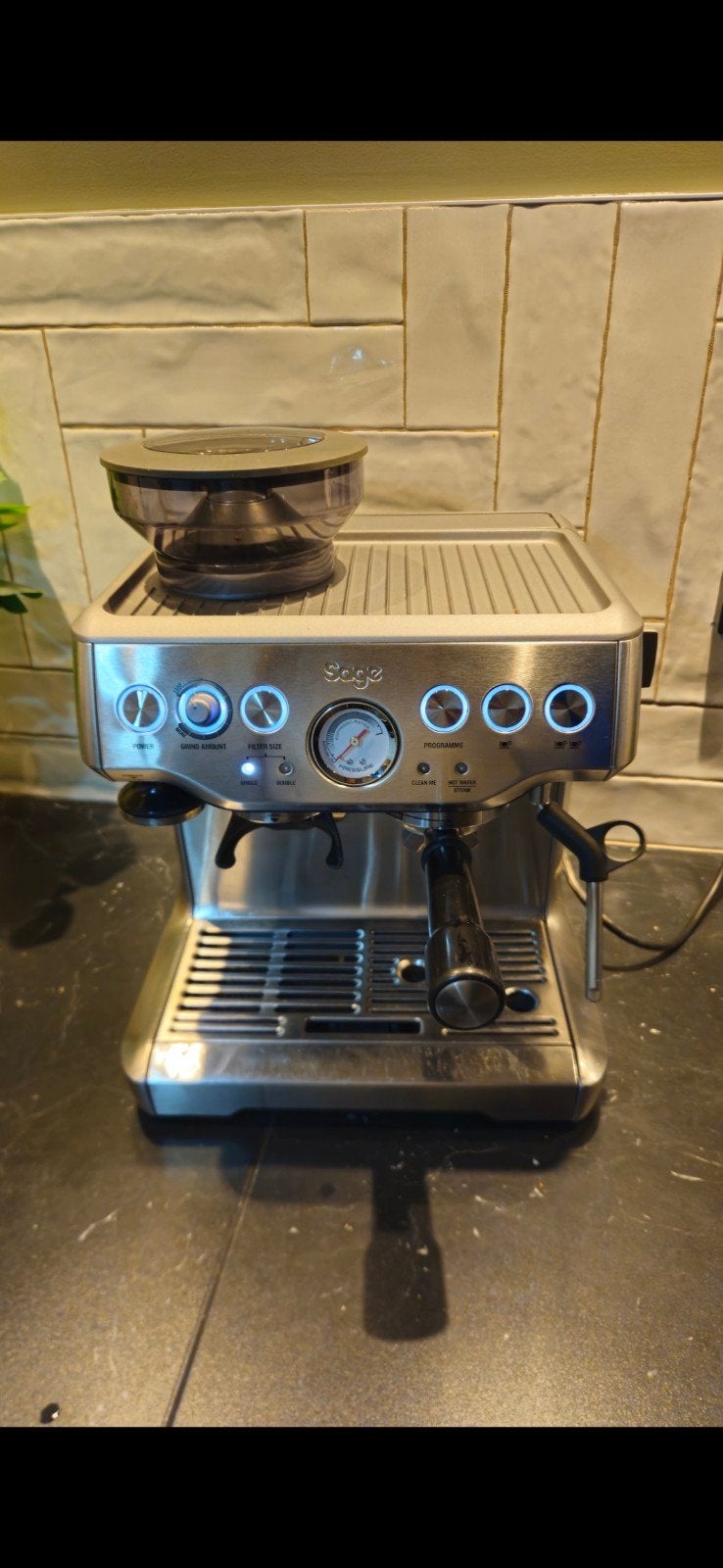 Sage Barista Express, Gebruikt, Espresso apparaat, Ophalen of Verzenden, 1 kopje