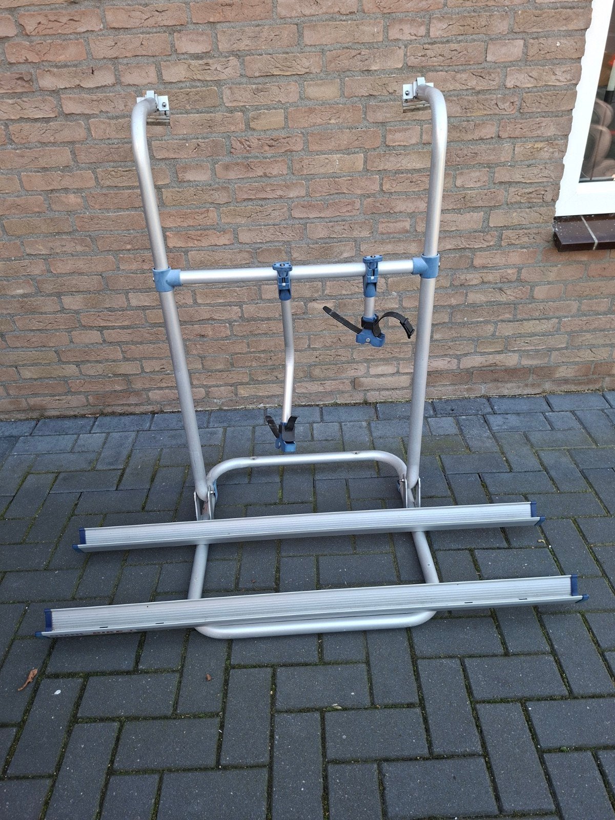Fietsendrager voor achterop de caravan - OMNI-BIKE +, Ophalen, 2 fietsen, Gebruikt