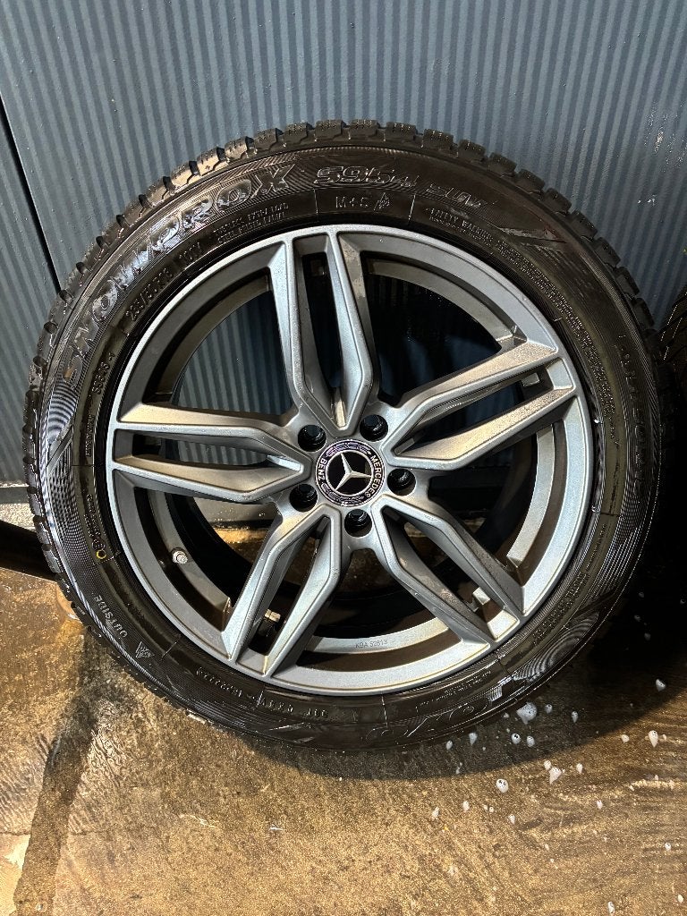 18'' Mercedes Velgen Met Band, Auto-onderdelen, Banden en Velgen, Ophalen, 18 inch, Gebruikt, Banden en Velgen