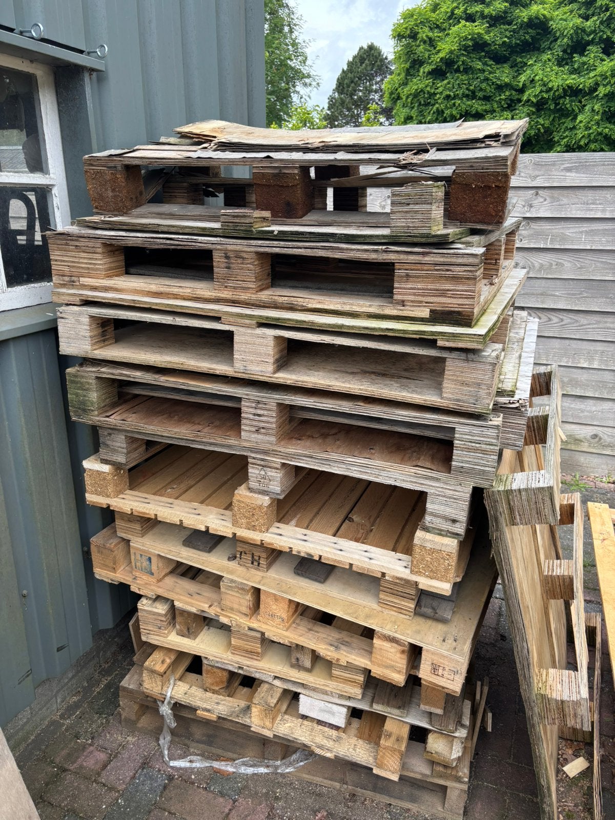 Brandhout / pallets, Doe-het-zelf en Verbouw, Hout en Planken, Ophalen, Gebruikt, Pallet, Minder dan 200 cm