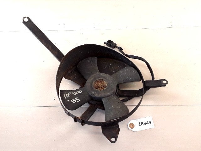 RF900 1993 - 1996 Suzuki Radiator Ventilator D1-34881